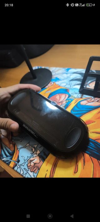PlayStation Vita OLED con cavo di ricarica