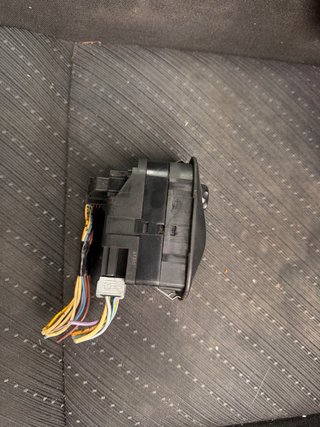 Mando Elevalunas Peugeot 206