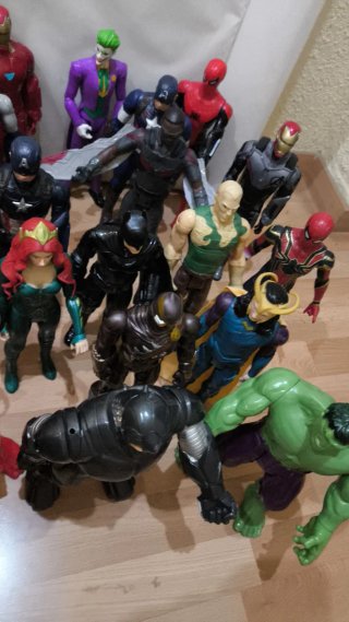 Lote 20 Figuras Superhéroes Grandes