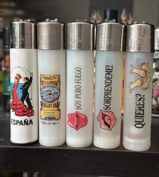 5 Encendedores Clipper con Diseños Variados