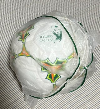 Balón Iker Casillas Groupama Nuevo