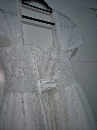 Vestido de Novia Blanco con Perlas