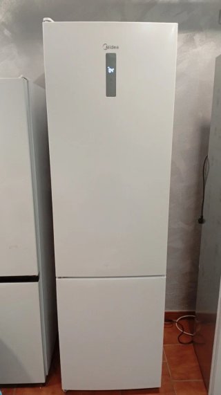 Frigorífico Midea 2m x 60cm
