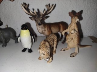 LOTE 13 ANIMALES PVC SCHLEICH + 2 FOQUITAS REGALO