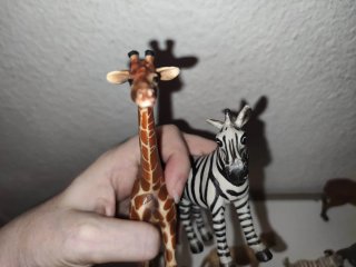 LOTE 13 ANIMALES PVC SCHLEICH + 2 FOQUITAS REGALO