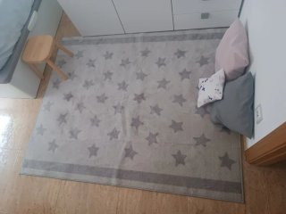 Alfombra infantil estrellas gris