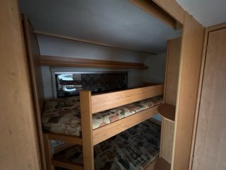 Knaus Südwind 550 TKM · 3 ambientes · 6 plazas
