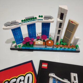 LEGO Arquitecturas Singapur 21057