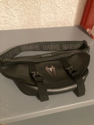Riñonera/Bandolera Marvel Spider-Man Negra