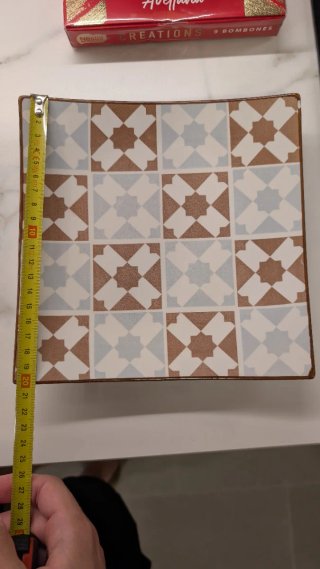 conjunto Platos cuadrados Nestle 20cm