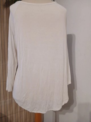 Camiseta con estampado de mujer