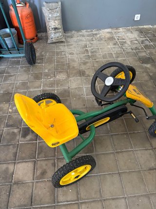 Kart de pedales John Deere Berg