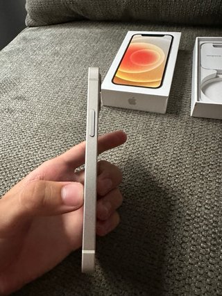 iPhone 12 mini 100% batería
