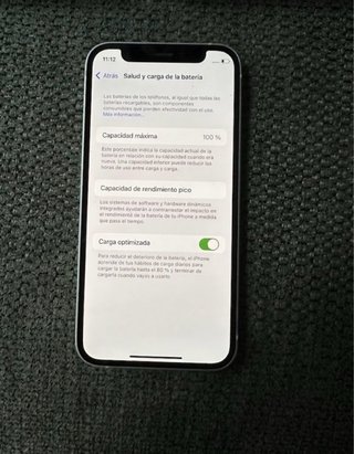 iPhone 12 mini 100% batería