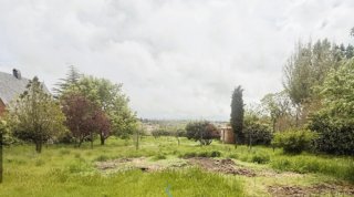 Parcela urbana 2706 M2, a 90 km de Madrid con tren
