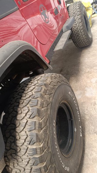 Neumático BFGoodrich All-Terrain 35 y llantas