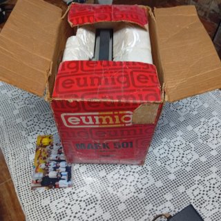 Proyector Eumig Mark 501 y cámara antigua