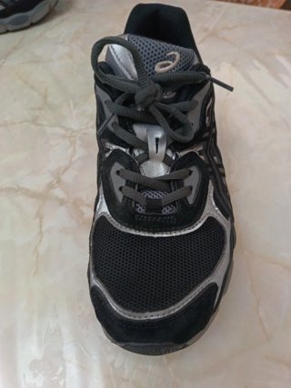 OFERTA! LIQUIDACIÓN! Zapatillas Asics Gel-NYC