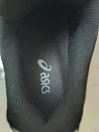 OFERTA! LIQUIDACIÓN! Zapatillas Asics Gel-NYC