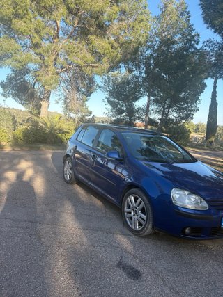 Volkswagen Golf 2004