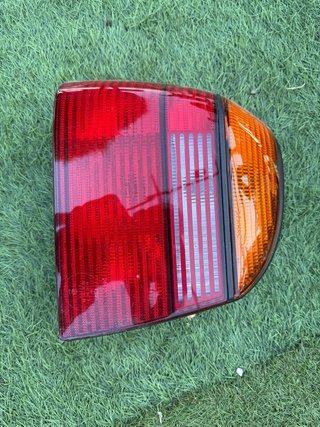 Piloto Trasero VW Golf III (91-99) Izquierdo HELLA