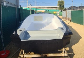 Casco de barco sin motor