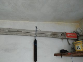 Vareadora Stihl con arnés