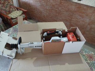 Vareadora Stihl con arnés