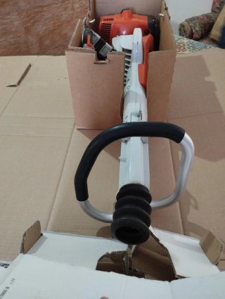 Vareadora Stihl con arnés