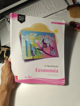Economía 1.o Bachillerato