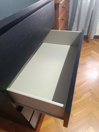 Cómoda 4 cajones madera oscura