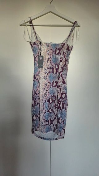 Vestido corto estampado serpiente