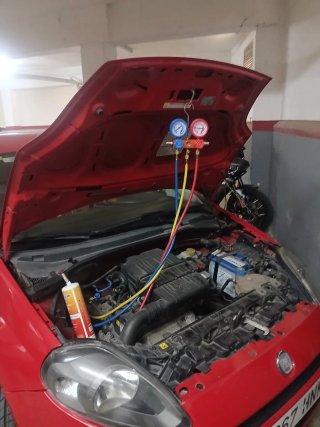 Refrigercion del automóvil carga de gas