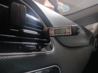 Refrigercion del automóvil carga de gas