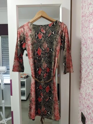 Vestido estampado serpiente marrón y coral