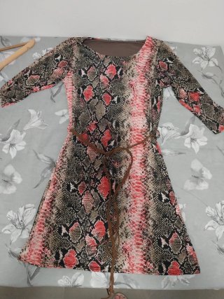 Vestido estampado serpiente marrón y coral