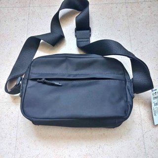 Bolso bandolera Kiabi negro