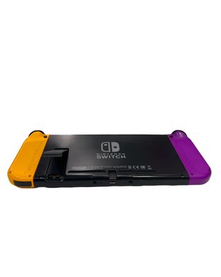 [※] Nintendo Switch V2 HAC-001 32GB Lila/Amarillo