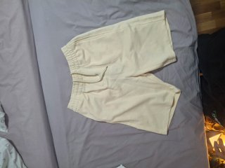 Pantalón corto Burberry Beige.