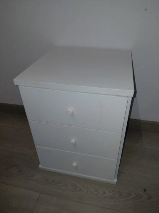 Cajonera o mesita de noche  blanca