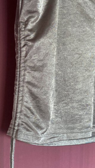 TOP DE TIRANTES GRIS PLATEADO