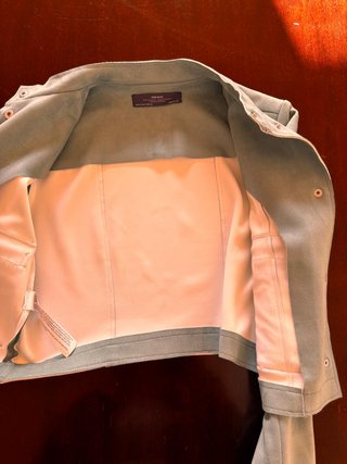 Cazadora Zara efecto ante Talla M