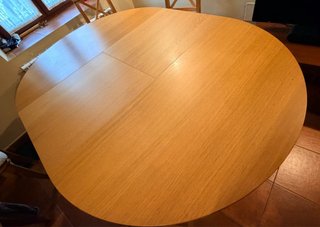Mesa redonda extensible Ikea madera