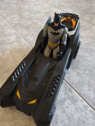 Muñecos Marvel: Batman y Batmovil, Spiderman, Hulk