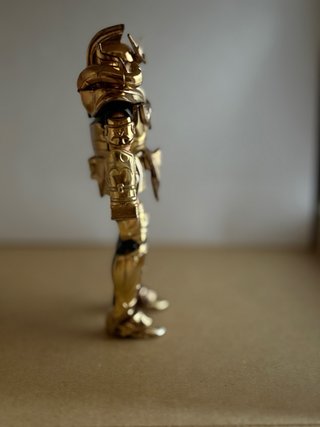 Caballero del Zodiaco Aries Dorado