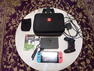 Nintendo Switch set completo + Fifa 25