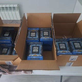Lata Box premium de megacrack 2026-2027
