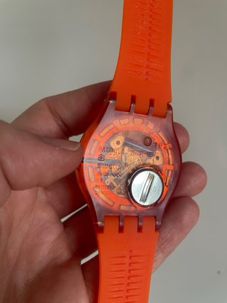 Reloj Swatch Swiss naranja