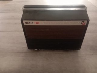 Proyector NERA 2000 Zoom Automático
