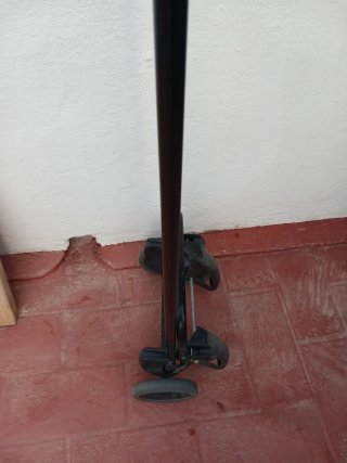 Soporte carro 4 ruedas plegable